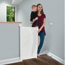 KidCo - Retractable Safeway Gate