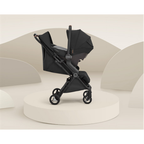 Silver Cross - Jet 3 Super Compact Stroller + Universal Car Seat Adapters